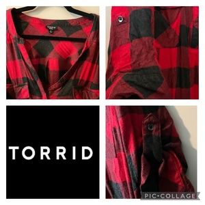TORRID Harper Hi-Low 3/4 Sleeve Brushed Rayon Red & Black Buffalo Plaid Shirt